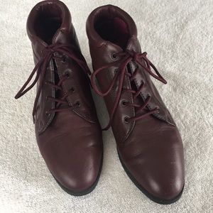 Danexx leather Bootie size 6 1/2